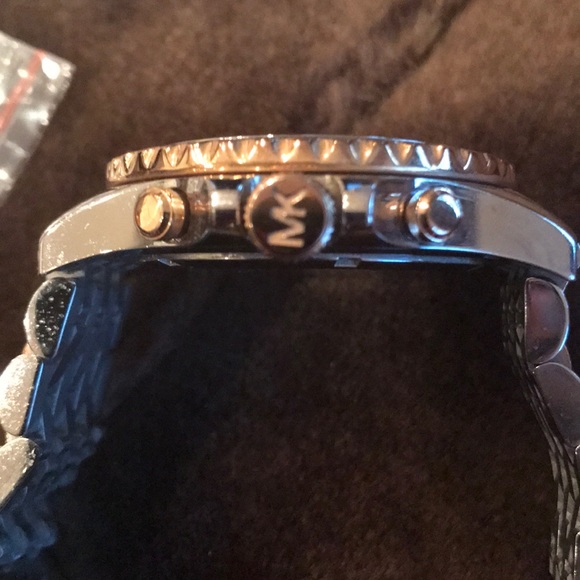 MICHAEL KORS chronograph watch. STUNNING! - Picture 4 of 6